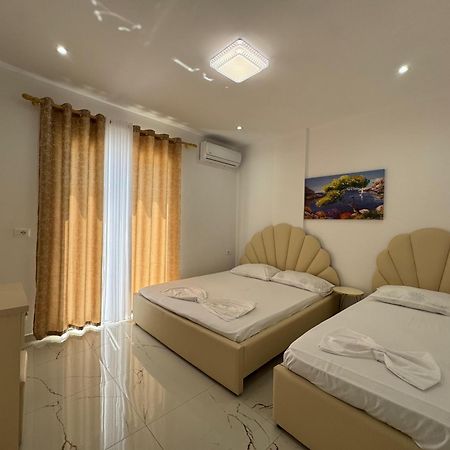 Vila Hergi Sarandë 외부 사진