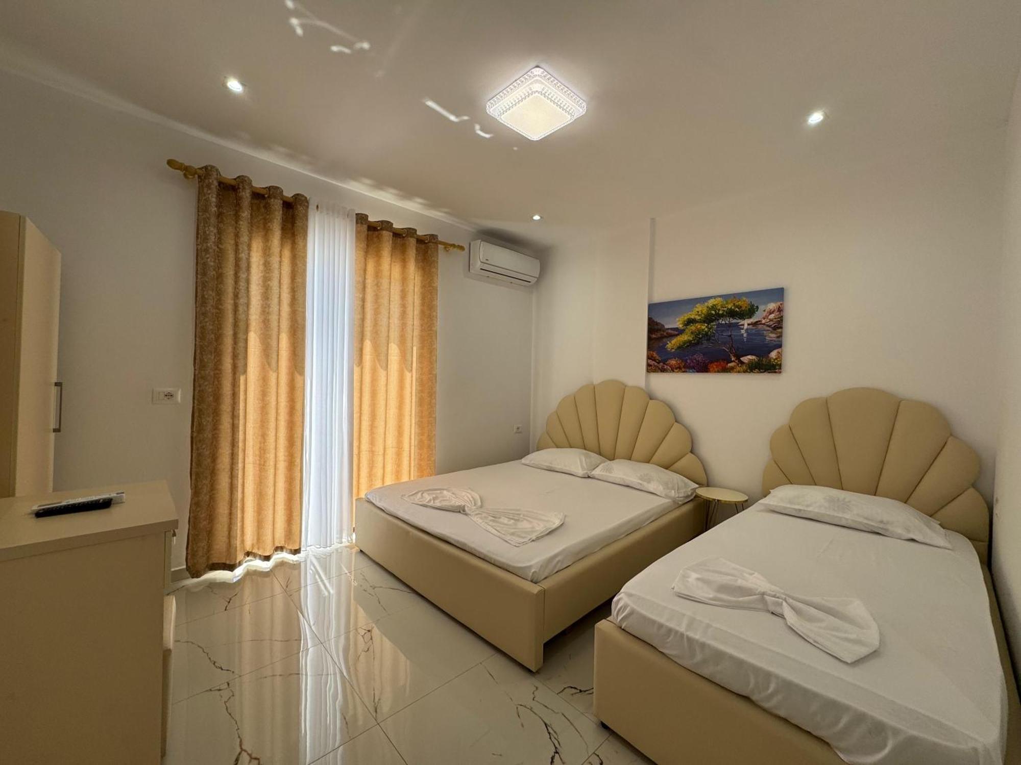Vila Hergi Sarandë 외부 사진