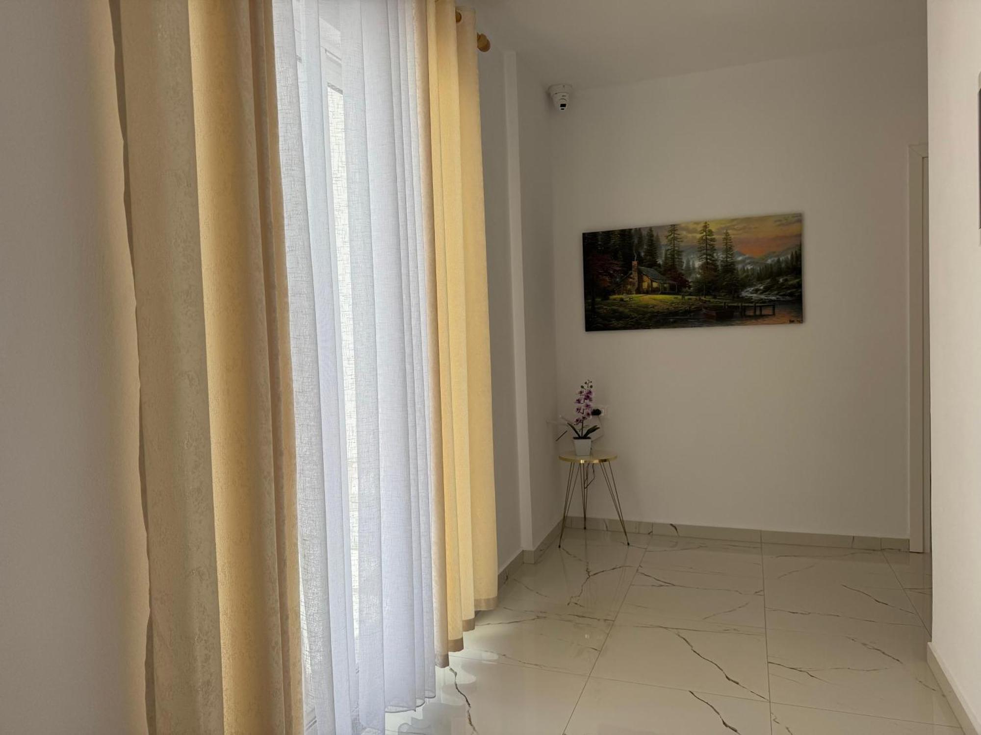Vila Hergi Sarandë 외부 사진