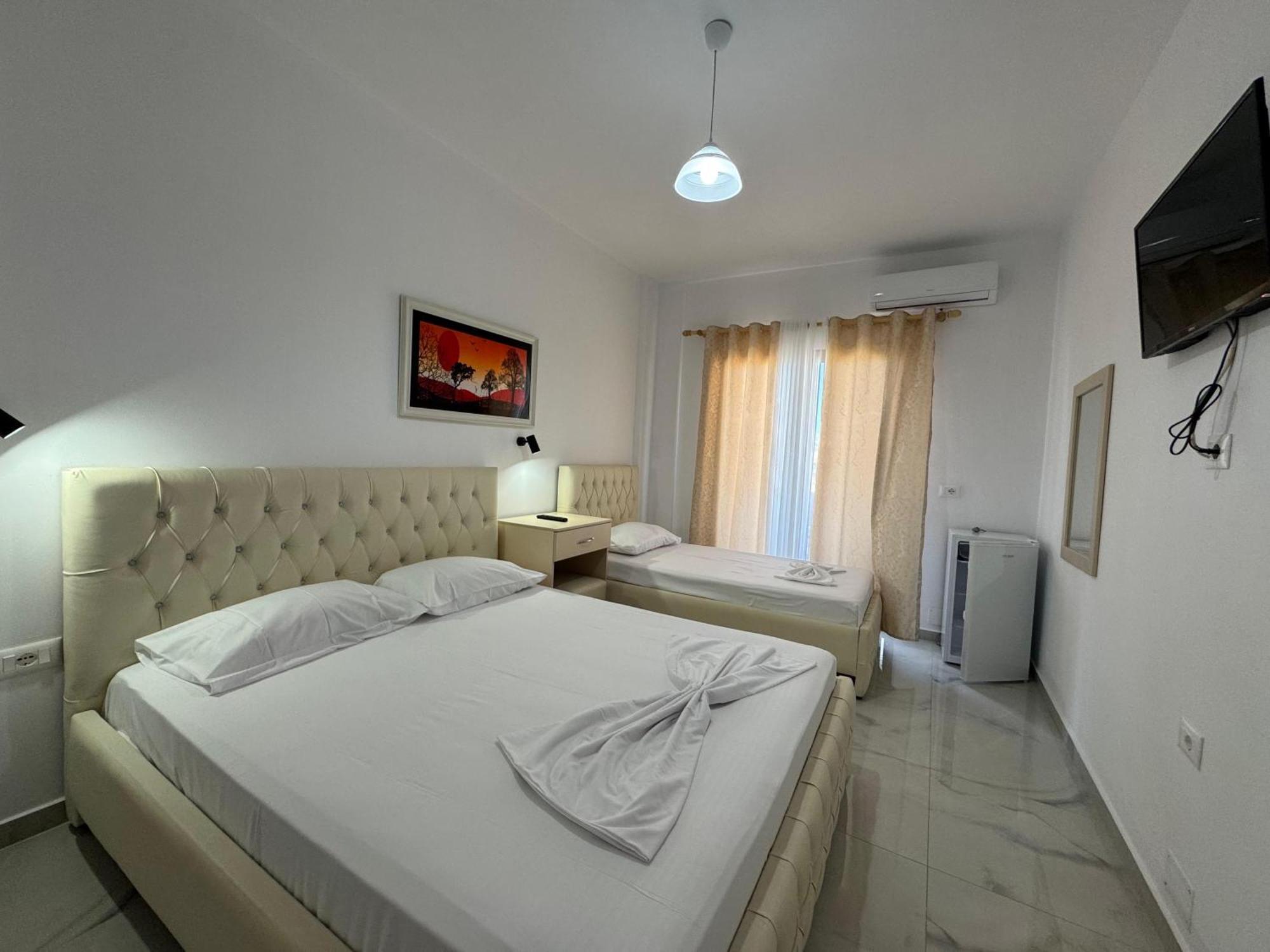 Vila Hergi Sarandë 외부 사진