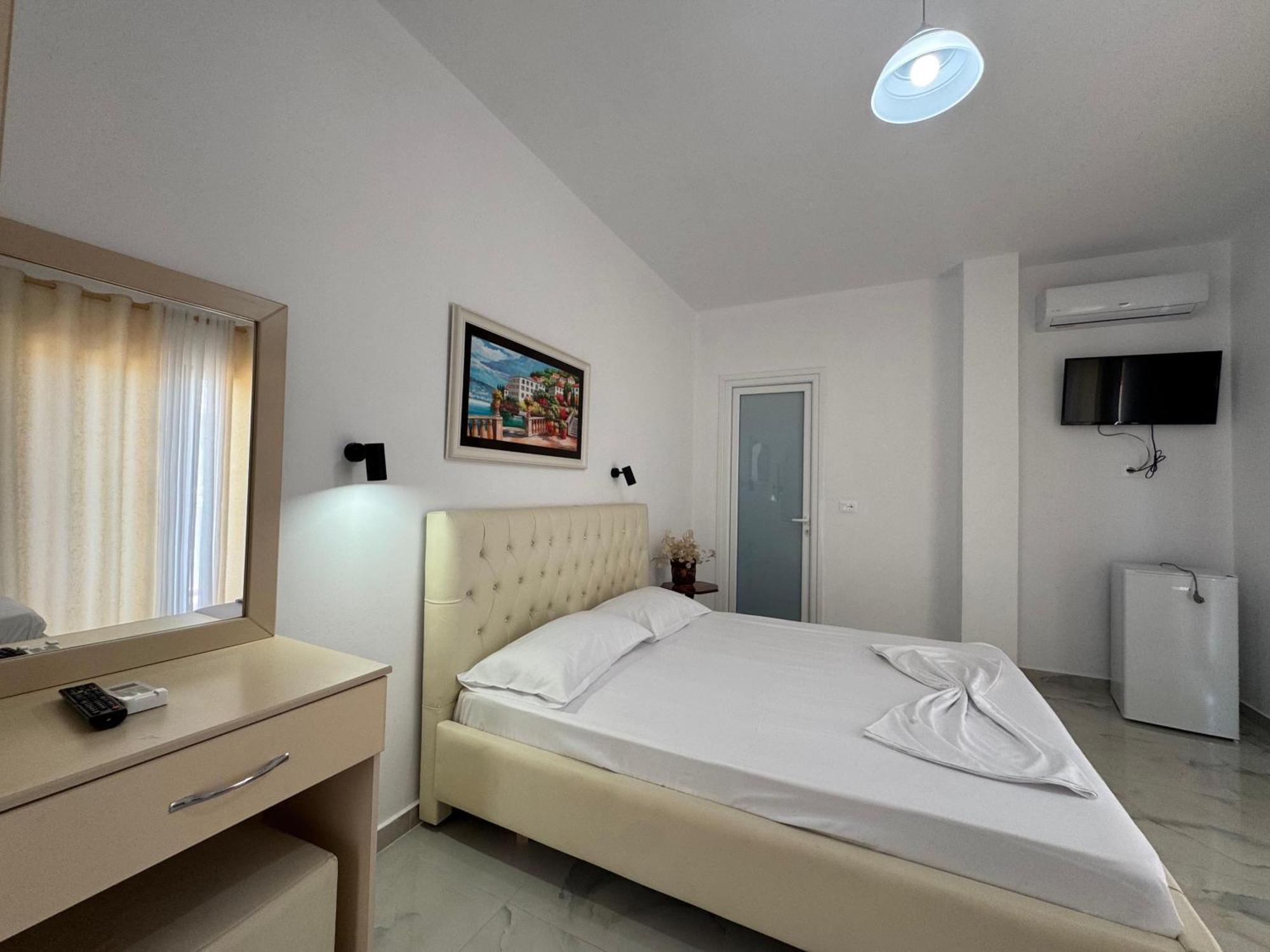 Vila Hergi Sarandë 외부 사진